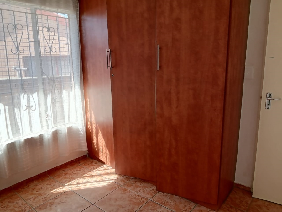 To Let 3 Bedroom Property for Rent in Tlhabane West North West